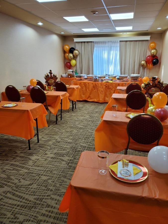 Comfort Suites Columbia Northeast - Fort Jackson Екстериор снимка