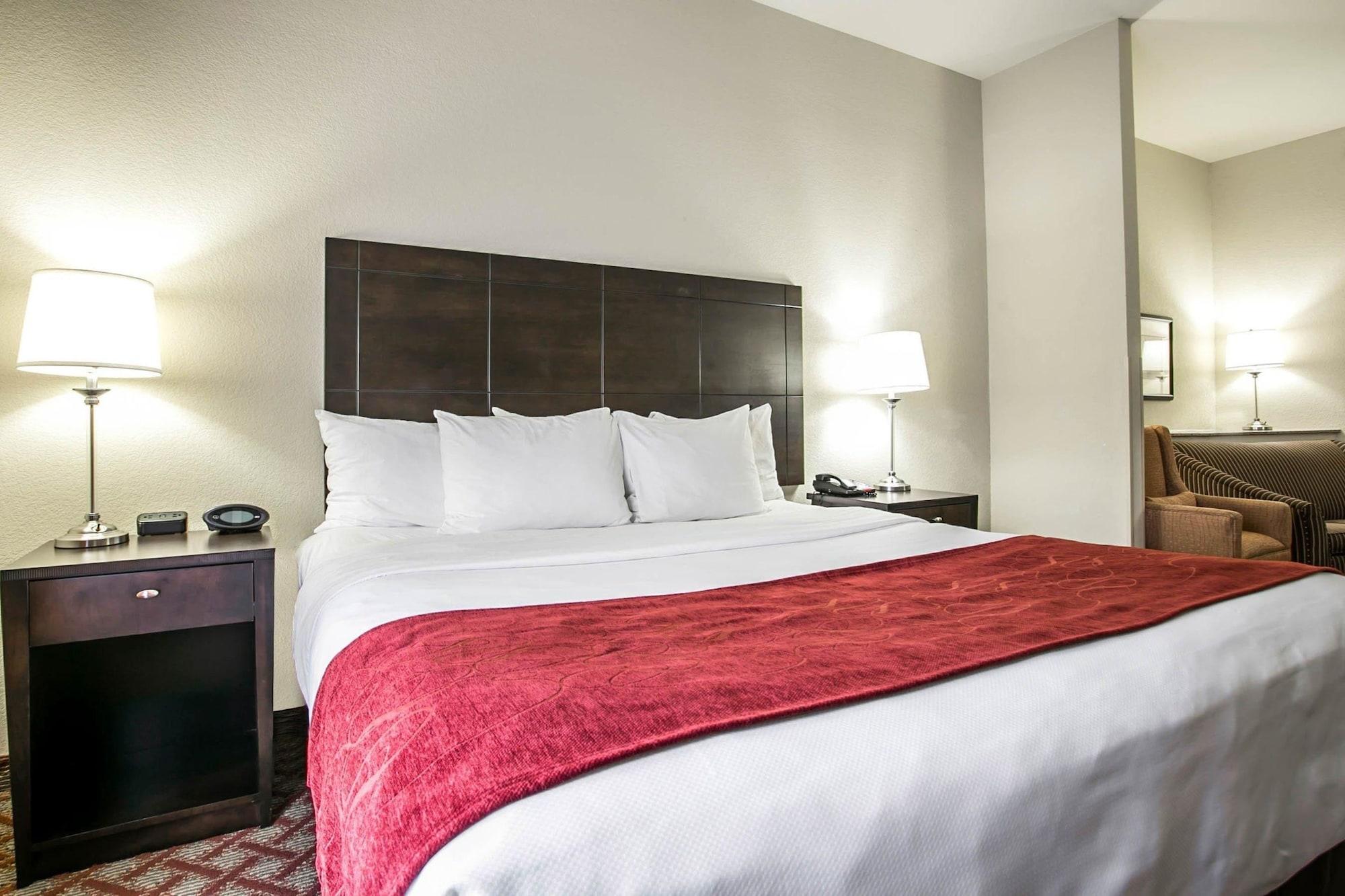 Comfort Suites Columbia Northeast - Fort Jackson Екстериор снимка