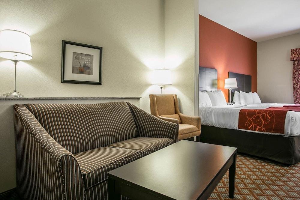 Comfort Suites Columbia Northeast - Fort Jackson Екстериор снимка