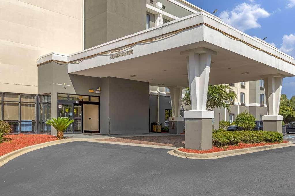 Comfort Suites Columbia Northeast - Fort Jackson Екстериор снимка