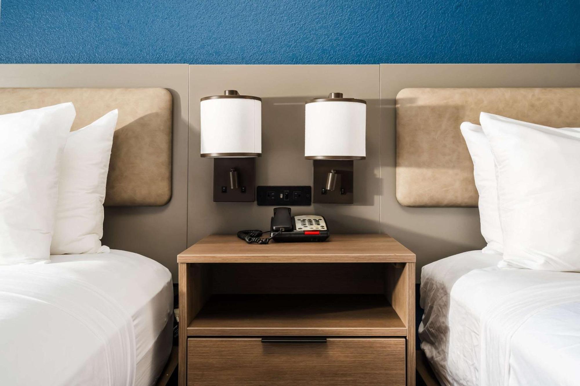 Comfort Suites Columbia Northeast - Fort Jackson Екстериор снимка