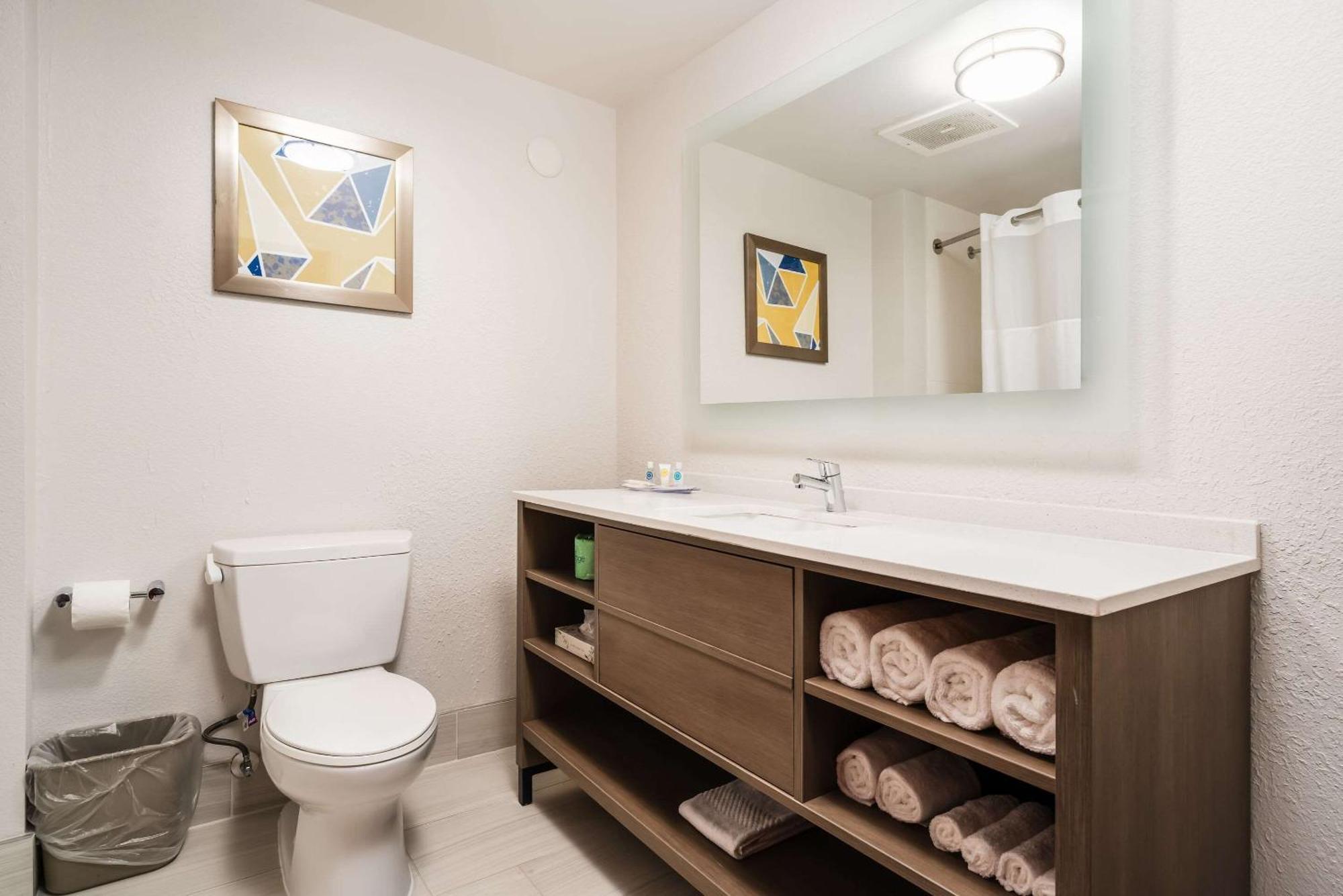 Comfort Suites Columbia Northeast - Fort Jackson Екстериор снимка